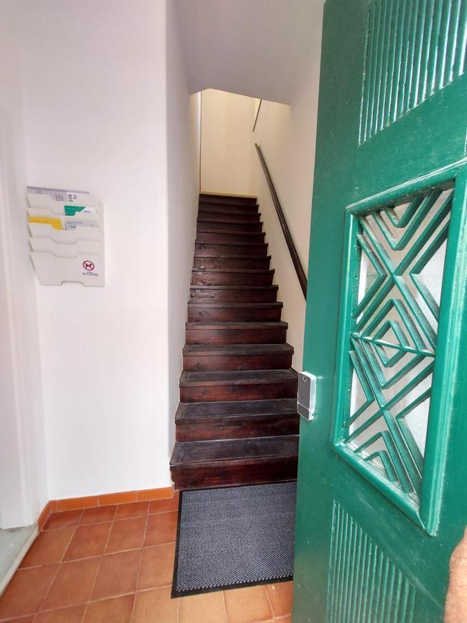 Wolley - Peniche Guesthouse ภายนอก รูปภาพ